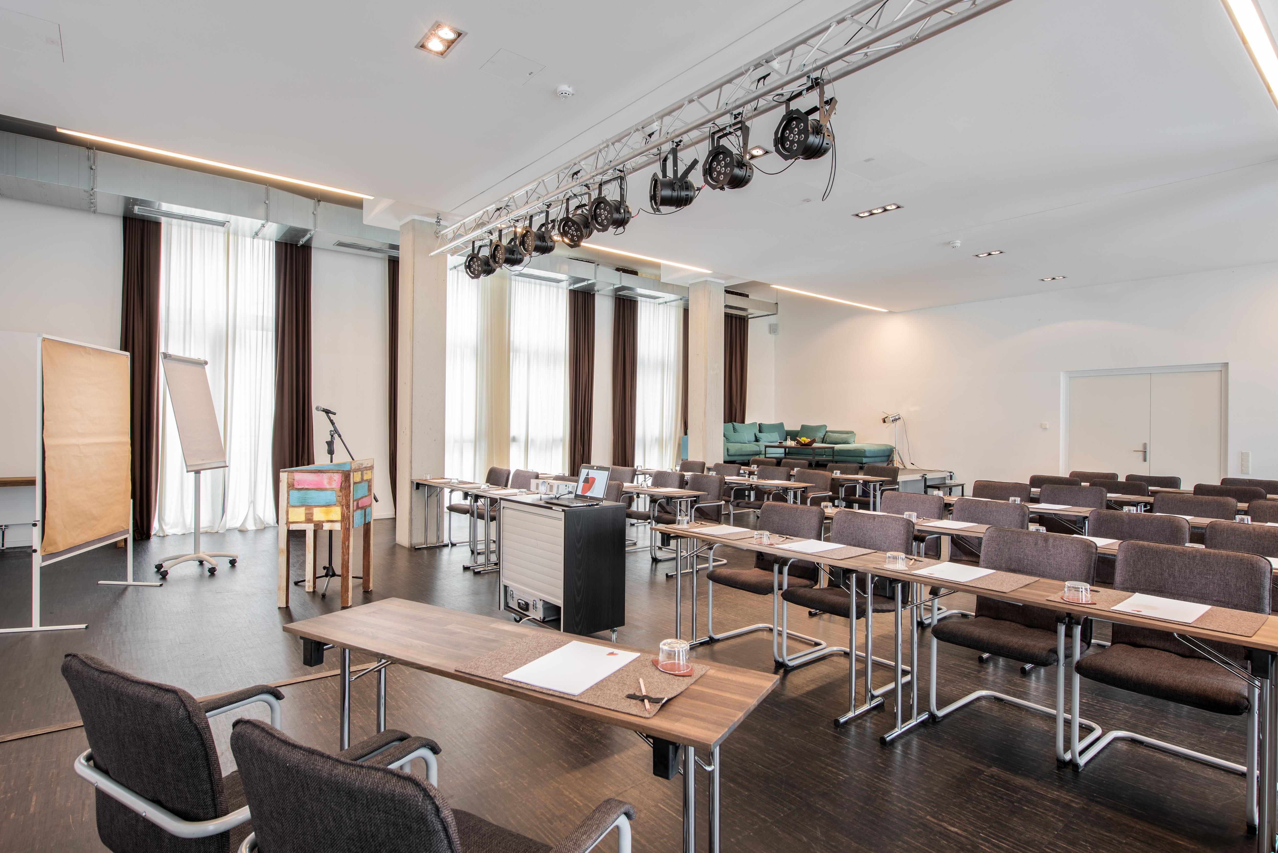 Numa Boxer 4* Berlino